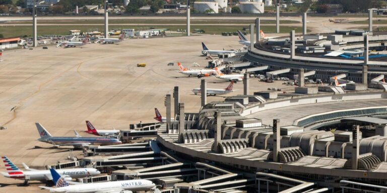 governo-planeja-leiloar-21-aeroportos-e-18-portos-ate-o-final-do-ano