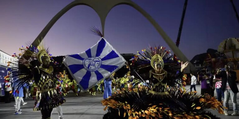 Desfiles do Grupo Especial abrem Carnaval com enredos potentes desfiles-do-grupo-especial-abrem-carnaval-com-enredos-potentes