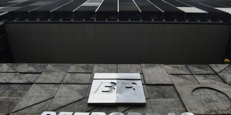 petrobras-abre-mao-de-assumir-controle-da-petroquimica-braskem