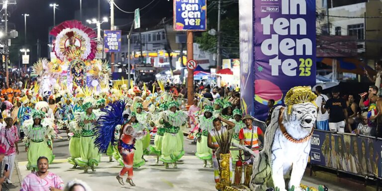 amor-ao-samba-e-pertencimento-animam-carnaval-da-intendente-magalhaes