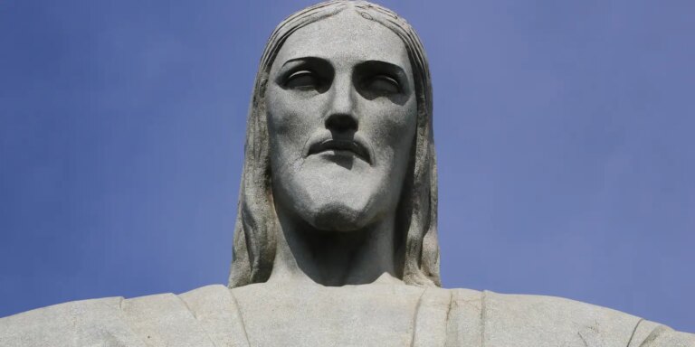 Cristo será iluminado em campanha de combate à violência de gênero cristo-sera-iluminado-em-campanha-de-combate-a-violencia-de-genero