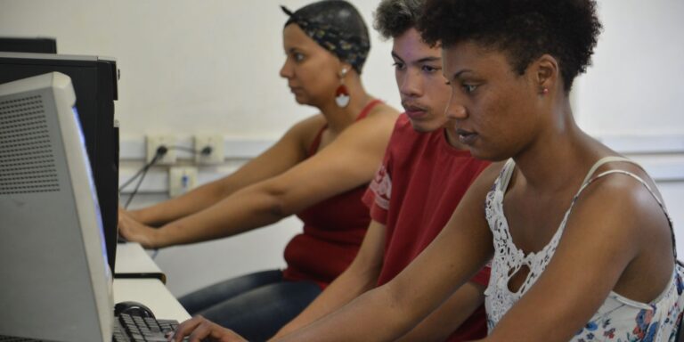 projeto-incentiva-mulheres-na-tecnologia-no-para