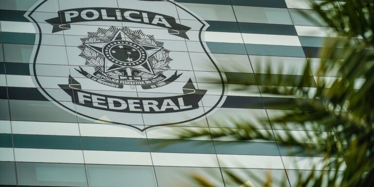 pf-mira-esquema-de-falsificacao-de-diplomas-academicos-em-brasilia