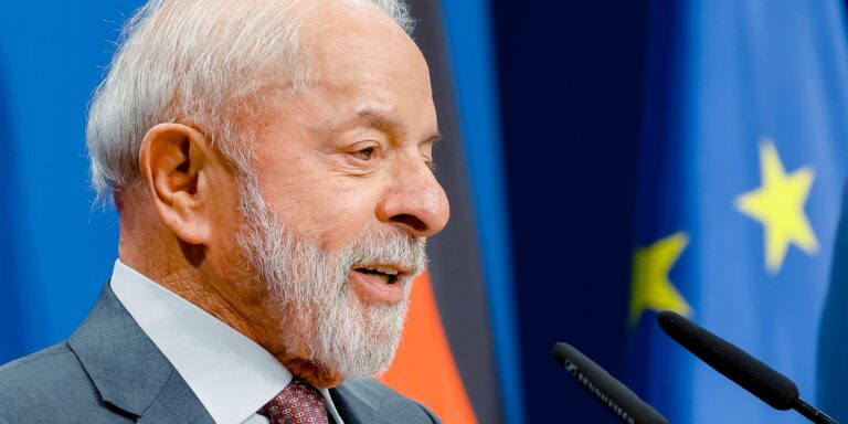 lula-passa-por-procedimentos-medicos-e-volta-ao-trabalho-na-segunda