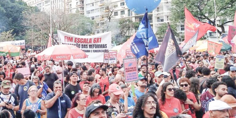 manifestacao-em-sp-pede-fim-da-escala-6×1-e-acoes-contra-o-feminicidio