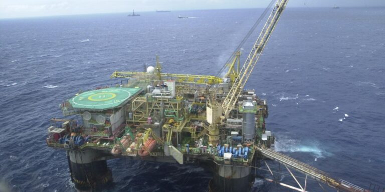 Em meio à guerra no Irã, Brasil bate recorde de produção de petróleo em-meio-a-guerra-no-ira,-brasil-bate-recorde-de-producao-de-petroleo