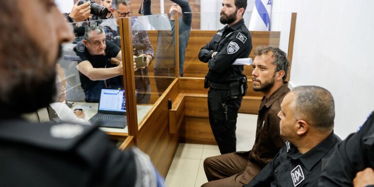 justica-de-israel-prorroga-prisao-do-ativista-brasileiro-thiago-avila