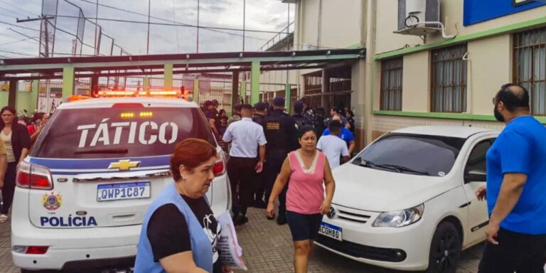 Adolescente de 13 anos dispara tiros contra escola no Acre adolescente-de-13-anos-dispara-tiros-contra-escola-no-acre