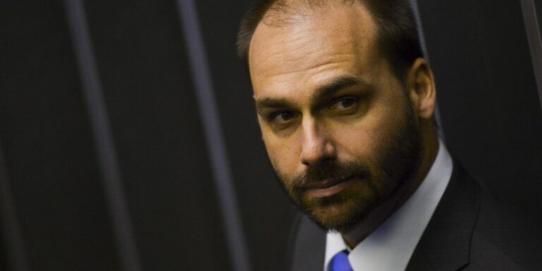 moraes-libera-para-julgamento-acao-respondia-por-eduardo-bolsonaro