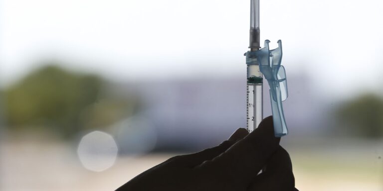 saude-do-rj-lanca-alerta-para-vacinacao-contra-a-gripe