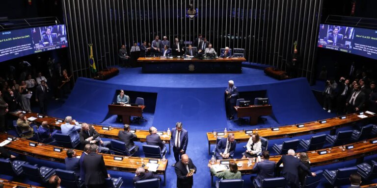Alcolumbre trava tramitação da PEC do fim da 6×1 no Senado alcolumbre-trava-tramitacao-da-pec-do-fim-da-6×1-no-senado