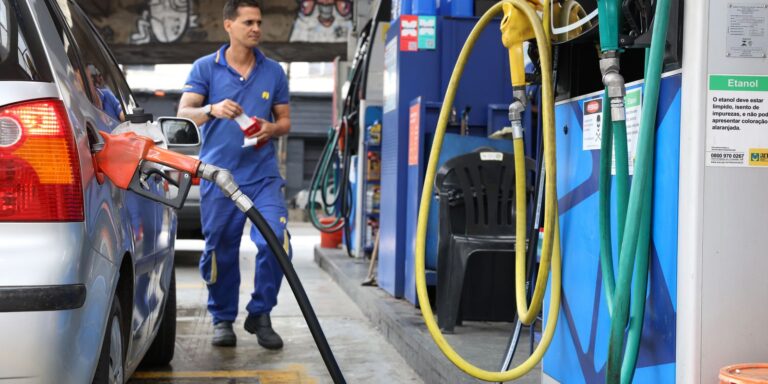 acordo-de-paz-entre-eua-e-ira-pode-encerrar-subsidio-para-combustiveis