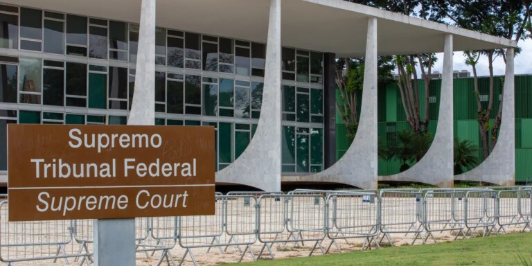 Moraes marca para 28 de julho depoimento de Flávio Bolsonaro à PF moraes-marca-para-28-de-julho-depoimento-de-flavio-bolsonaro-a-pf