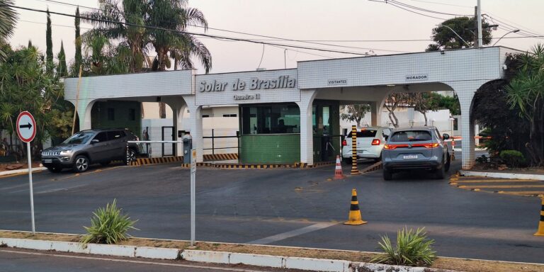 moraes-nega-pedido-para-javier-milei-visitar-bolsonaro-em-casa