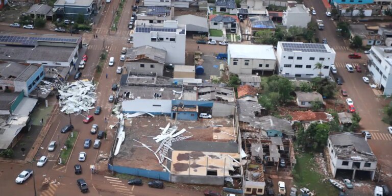 Passagem de ciclone-bomba pelo Rio Grande do Sul deixa um morto passagem-de-ciclone-bomba-pelo-rio-grande-do-sul-deixa-um-morto