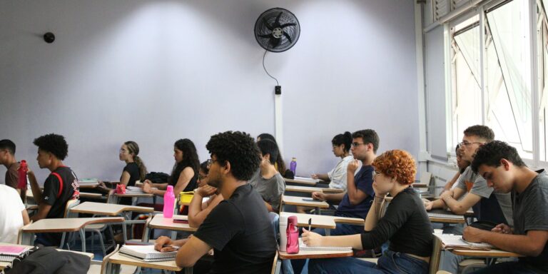 prouni:-selecionados-na-2a-chamada-tem-ate-sexta-para-confirmar-dados