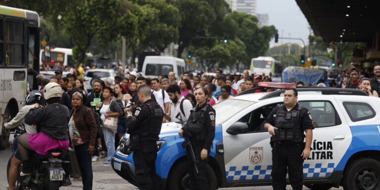 pm-amplia-combate-a-roubos-de-veiculos-e-cargas-no-rio
