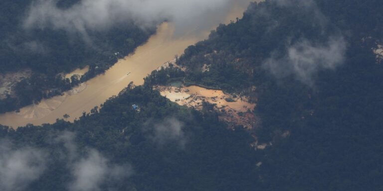 Congresso tem 24 meses para regulamentar mineração em terras indígenas congresso-tem-24-meses-para-regulamentar-mineracao-em-terras-indigenas