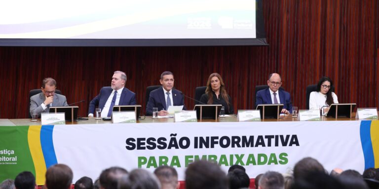 tse-apresenta-sistema-brasileiro-de-votacao-a-embaixadores