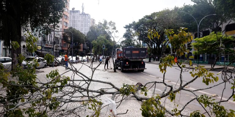 rio-entra-em-estagio-2-devido-a-previsao-de-ventos-de-ate-90km/h