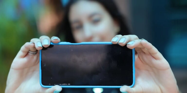 Violência digital contra mulher: saiba como se proteger e denunciar violencia-digital-contra-mulher:-saiba-como-se-proteger-e-denunciar