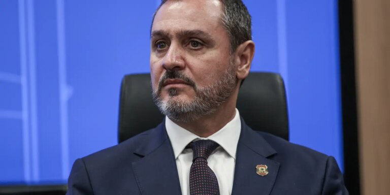 André Mendonça determina afastamento do diretor-geral da PF andre-mendonca-determina-afastamento-do-diretor-geral-da-pf