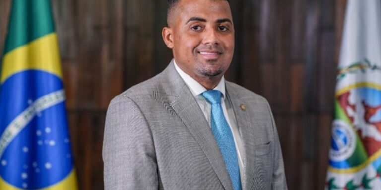 TH Joias, ex-deputado estadual no Rio vira réu por envolvimento com CV th-joias,-ex-deputado-estadual-no-rio-vira-reu-por-envolvimento-com-cv