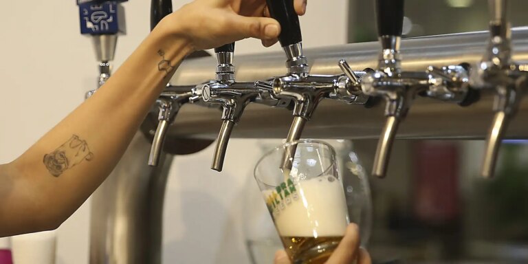 lei-seca:-confira-onde-havera-restricao-a-bebidas-nas-eleicoes-2026