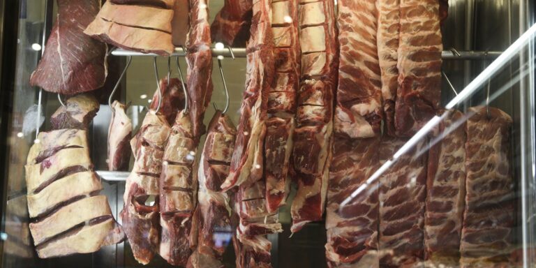 China aplica taxa adicional de 55% sobre a carne brasileira china-aplica-taxa-adicional-de-55%-sobre-a-carne-brasileira