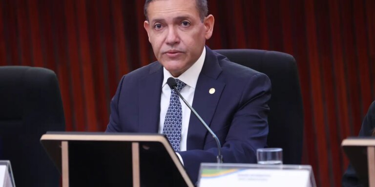 nunes-marques-faz-pronunciamento-em-rede-nacional-neste-sabado-(3)