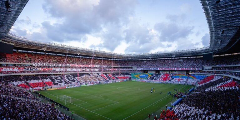 Santa Cruz empata com Maringá e voltará à Série B após 10 anos santa-cruz-empata-com-maringa-e-voltara-a-serie-b-apos-10-anos