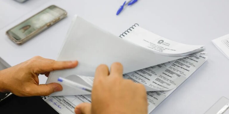 Abstenção e indecisos podem definir eleição abstencao-e-indecisos-podem-definir-eleicao