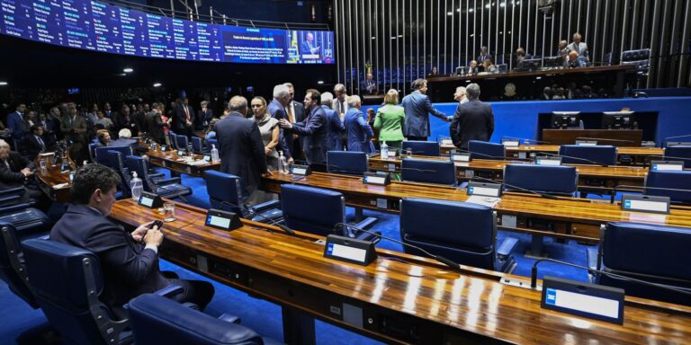 oposicao-quer-adiar-debate-sobre-fim-da-escala-6x1